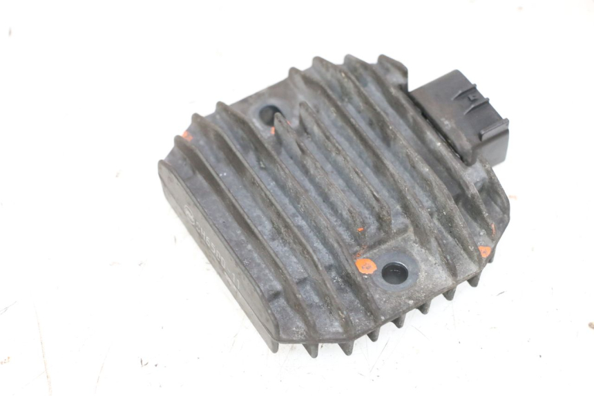 photo de REGOLATORE DI CARICA YAMAHA XMAX X-MAX 125 (2006 - 2009) - Altra angolazione