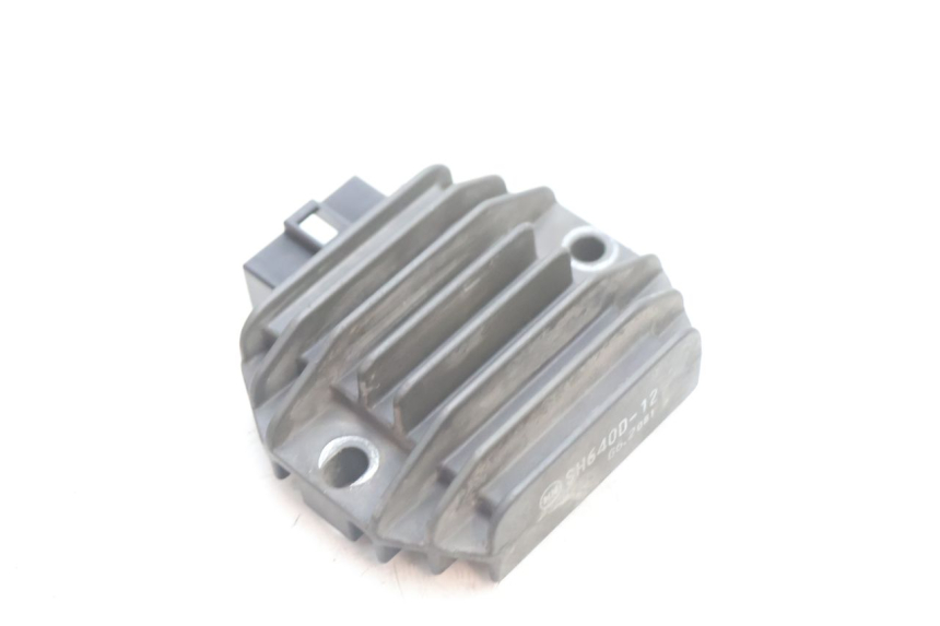 photo de REGOLATORE DI CARICA PIAGGIO X8 STREET 125 (2006 - 2007) - Dettaglio del componente