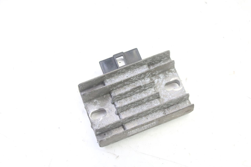 photo de REGOLATORE DI CARICA PIAGGIO X9 EVOLUTION 125 (2003 - 2007) - Dettaglio del componente