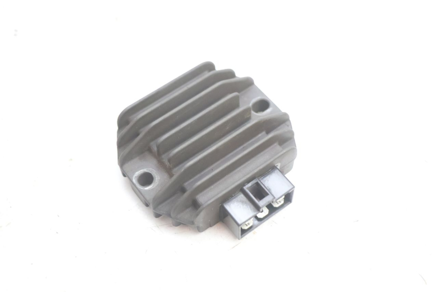 photo de REGOLATORE DI CARICA PIAGGIO X9 EVOLUTION 125 (2003 - 2007) - Vista principale