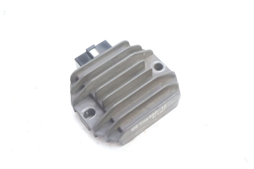photo de REGOLATORE DI CARICA PIAGGIO X9 EVOLUTION 125 (2003 - 2007) - Dettaglio del componente