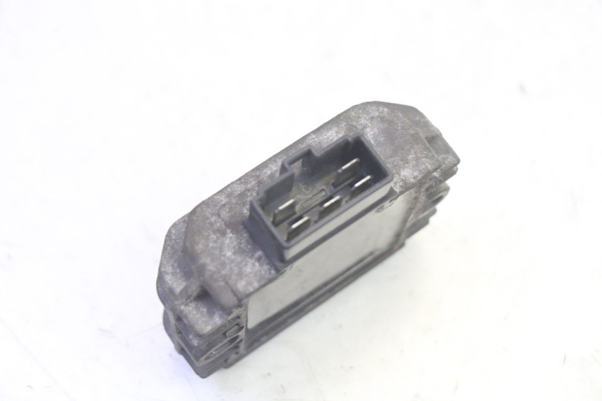 photo de REGOLATORE DI CARICA PIAGGIO XEVO - X EVO 125 (2007 - 2017) - Zoom sullo stato d'uso