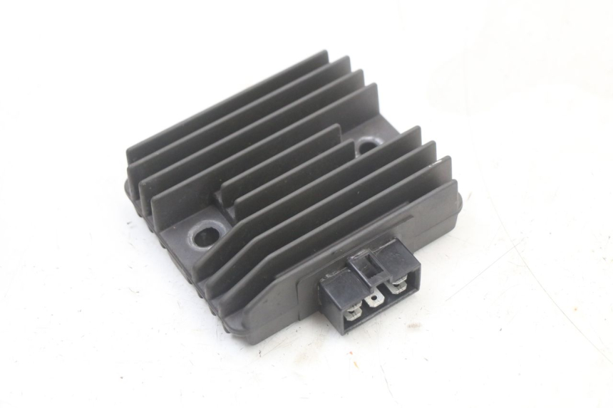 photo de REGOLATORE YAMAHA XJ6 ABS 600 (2008 - 2016) - Vista principale
