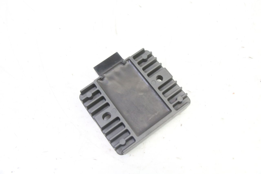 photo de REGOLATORE YAMAHA XJ6 ABS 600 (2008 - 2016) - Altra angolazione