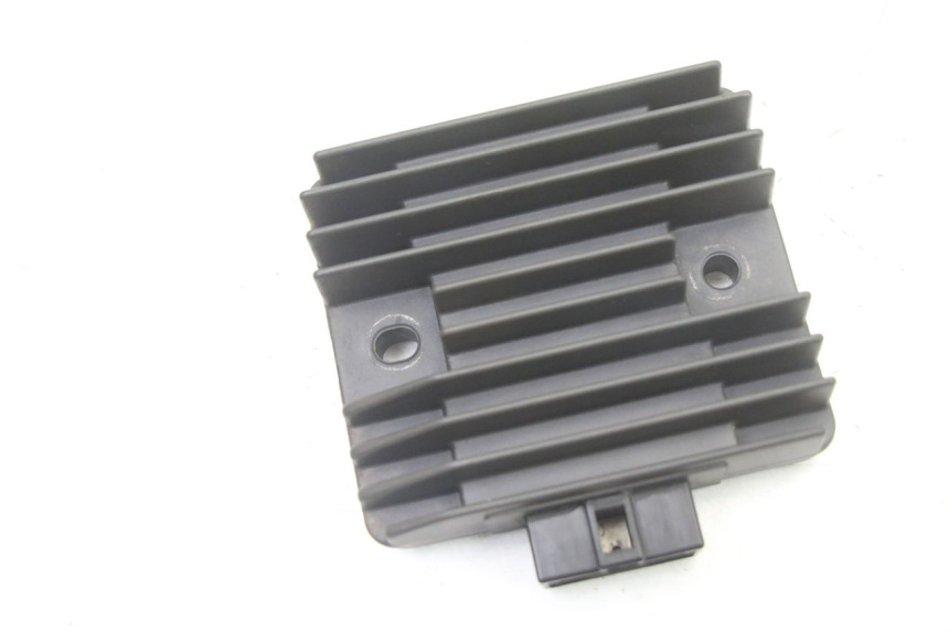 photo de REGOLATORE YAMAHA XJ6 600 (2008 - 2016) - Vista principale