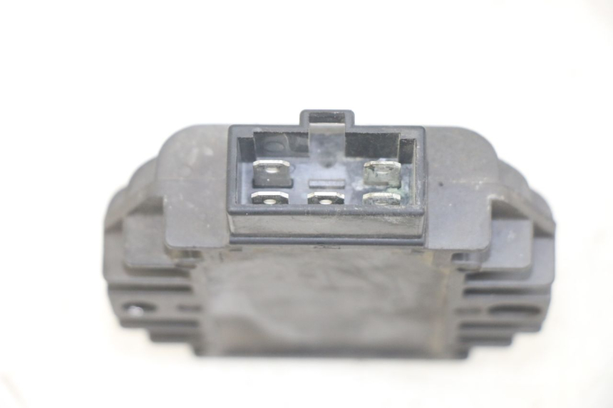 photo de REGOLATORE YAMAHA XJN DIVERSION 600 (2000 - 2003) - Zoom sullo stato d'uso