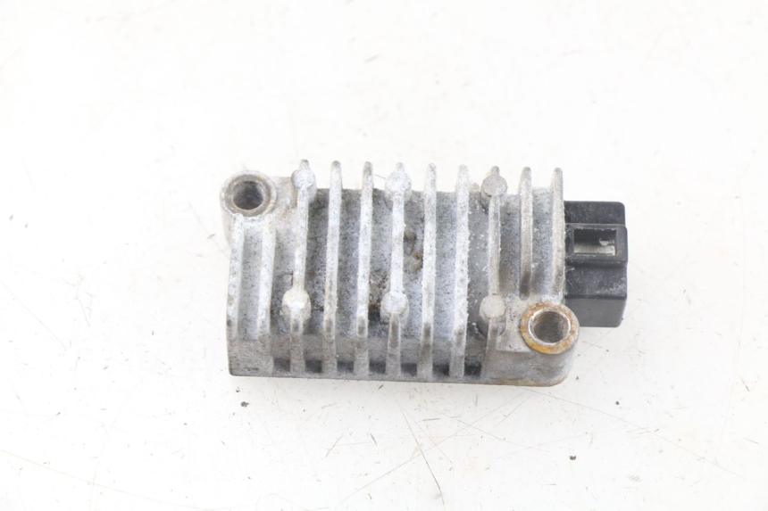 photo de REGOLATORE DI CARICA YAMAHA XJN XJ N DIVERSION 600 (1994 - 1997) - Vista principale