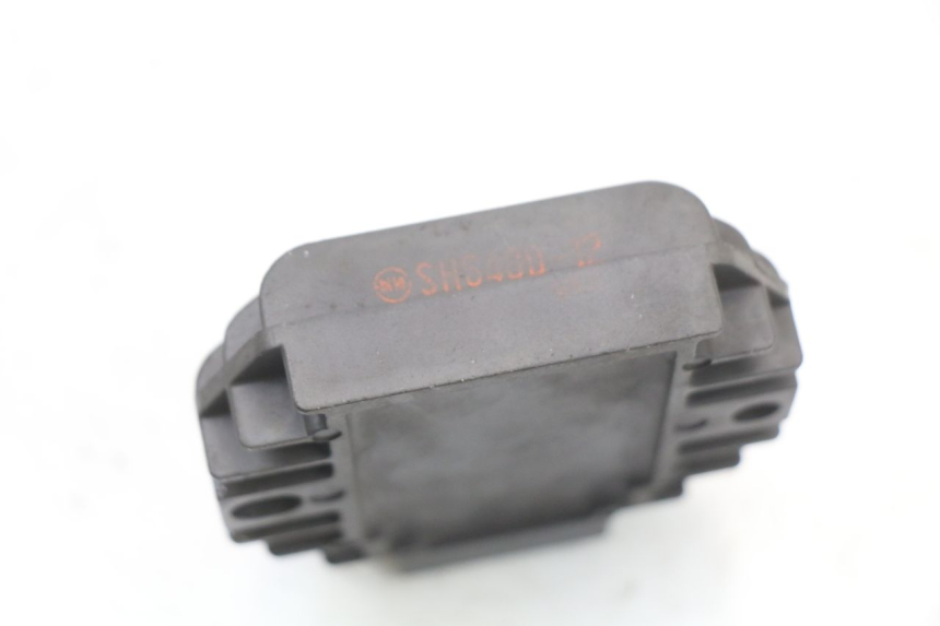 photo de REGOLATORE YAMAHA XJS DIVERSION 600 (1997 - 1999) - Altra angolazione