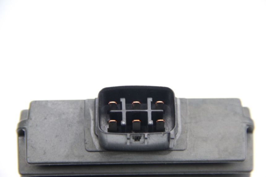 photo de Regolatore di carica YAMAHA XP T-MAX TMAX 500 (2008 - 2012) - Dettaglio del componente