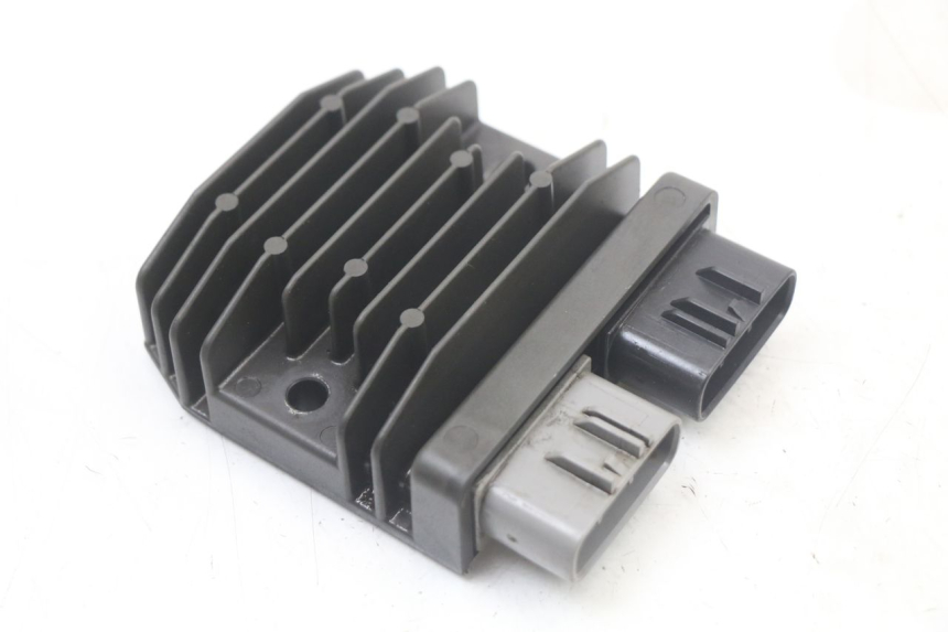 photo de REGOLATORE YAMAHA FZ1 FAZER 1000 (2007 - 2009) - Vista principale