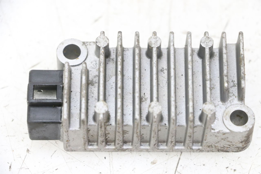 photo de REGOLATORE DI CARICA YAMAHA NEOS NEO'S 4T 50 (2008 - 2016) - Vista principale