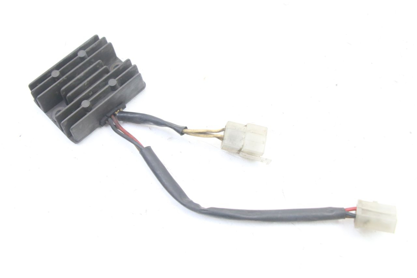photo de REGOLATORE DI CARICA YAMAHA SR 125 (1982 - 2003) - Zoom sullo stato d'uso