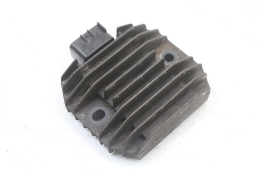 photo de REGOLATORE YAMAHA XVS DRAG STAR DRAGSTAR 650 (1997 - 2007) - Dettaglio del componente