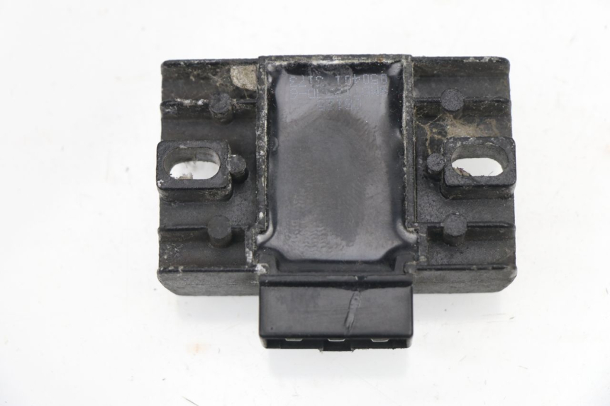 photo de Regolatore di carica YAMAHA YBR 125 (2004 - 2006) - Zoom sullo stato d'uso