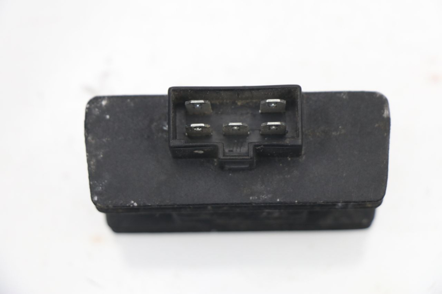 photo de Regolatore di carica YAMAHA YBR 125 (2004 - 2006) - Altra angolazione