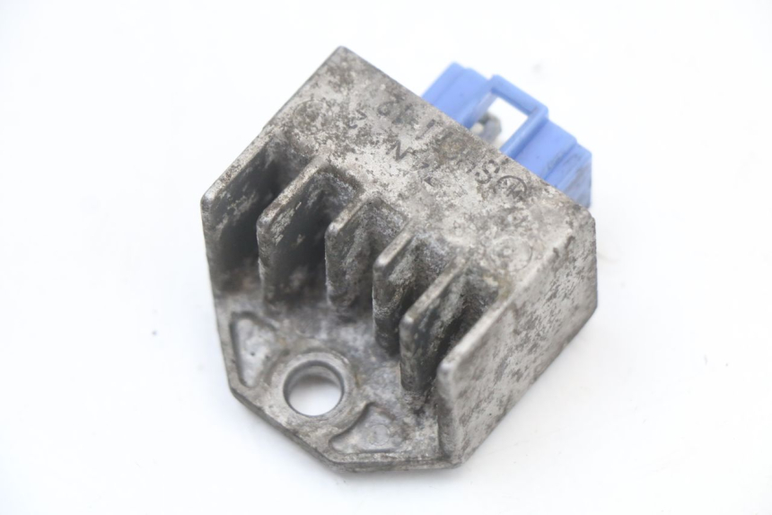 photo de REGOLATORE YAMAHA YN NEO'S 50 (1997 - 2004) - Zoom sullo stato d'uso