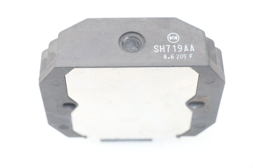 photo de REGOLATORE YAMAHA YP T-MAX TMAX 530 (2017 - 2020) - Altra angolazione