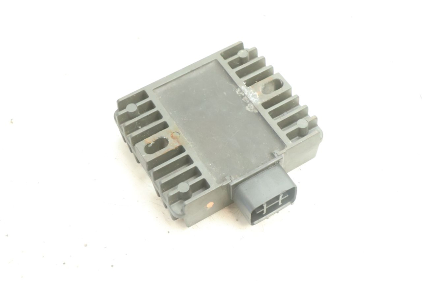 photo de REGOLATORE YAMAHA YZF R6 600 (2008 - 2009) - Altra angolazione