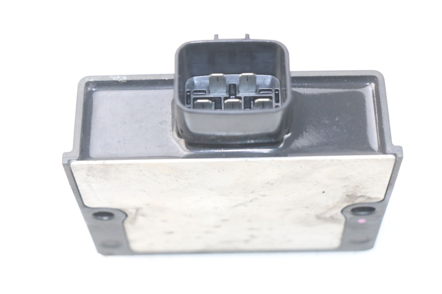 photo de REGOLATORE DI CARICA KAWASAKI Z Z900 900 (2017 - 2019) - Altra angolazione