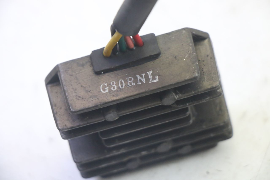 photo de REGOLATORE KYMCO ZING 125 (1997 - 2003) - Altra angolazione