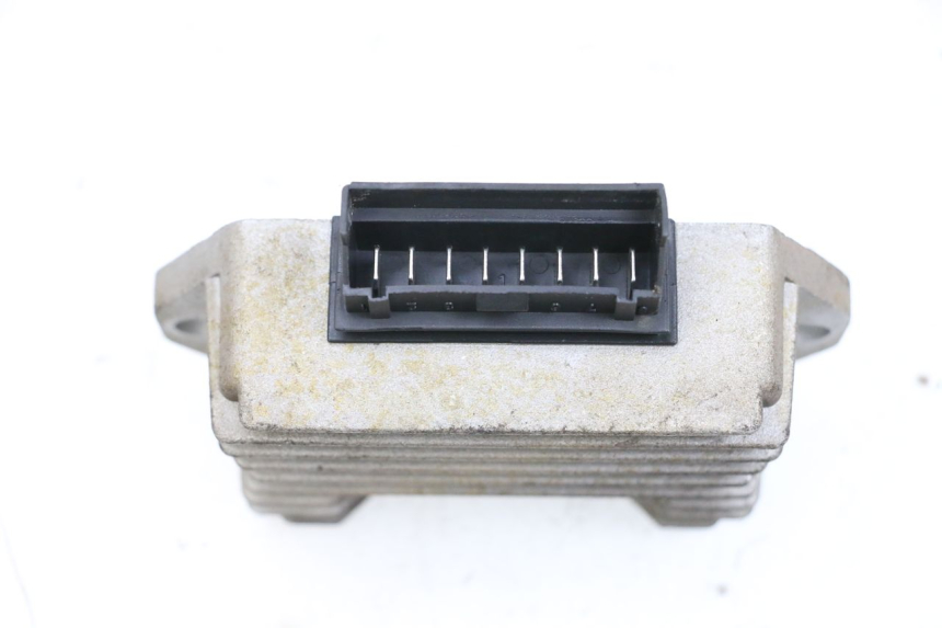 photo de REGOLATORE DI CARICA PIAGGIO ZIP 2T 50 (2009 - 2019) - Dettaglio del componente