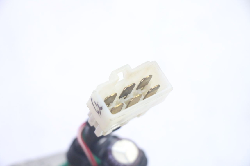 photo de REGOLATORE DI CARICA PIAGGIO ZIP 4T 50 (2018 - 2020) - Altra angolazione