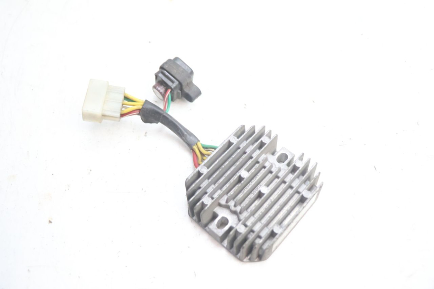 photo de REGOLATORE DI CARICA PIAGGIO ZIP 4T 50 (2018 - 2020) - Vista principale