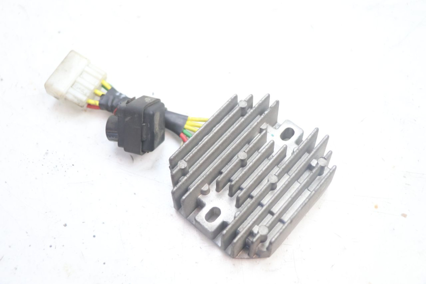 photo de REGOLATORE PIAGGIO ZIP IGET 4T 50 (2021 - 2023) - Vista principale