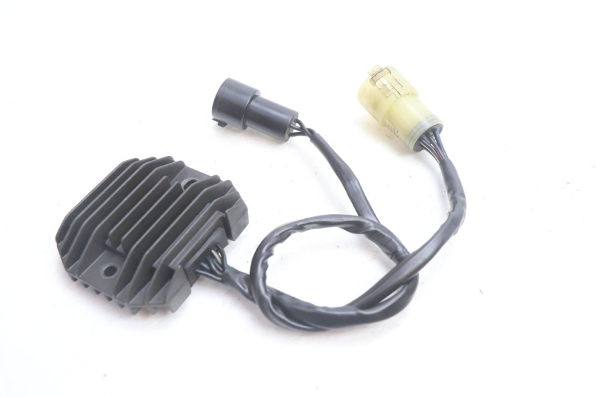 photo de REGOLATORE DI CARICA KAWASAKI ZX-6R ZX6R 600 (2000 - 2002) - Zoom sullo stato d'uso