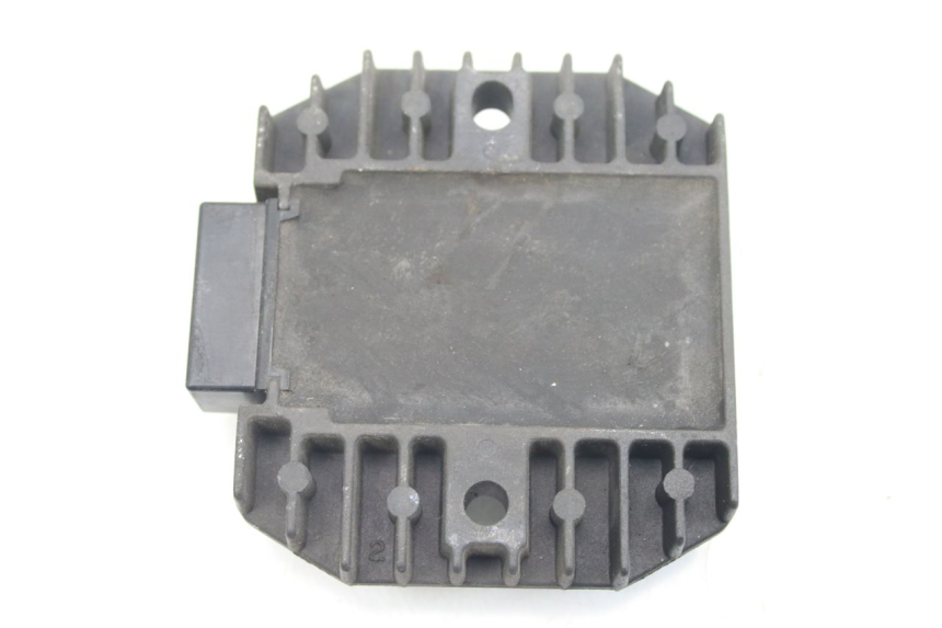 photo de REGOLATORE DI CARICA KAWASAKI ZZR 600 (1995 - 2004) - Altra angolazione