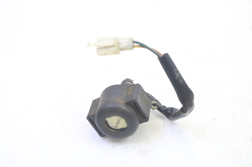 photo de RELE AVVIAMENTO QUADRO 4 4D 350 (2015 - 2018) - Zoom sullo stato d'uso