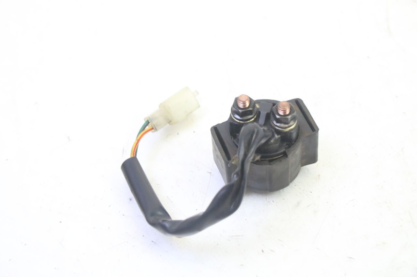 photo de RELE AVVIAMENTO QUADRO 4 4D 350 (2015 - 2018) - Altra angolazione