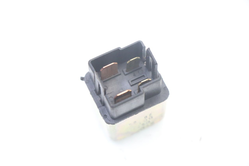 photo de RELE' AVVIAMENTO KYMCO AGILITY 4T 50 (2018 - 2022) - Altra angolazione