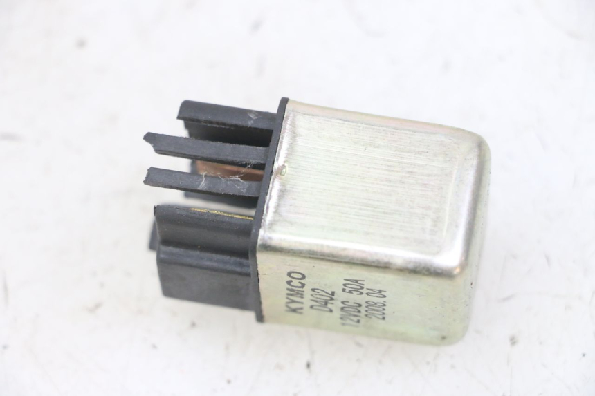 photo de RELE' AVVIAMENTO KYMCO AGILITY 4T 50 (2005 - 2018) - Zoom sullo stato d'uso