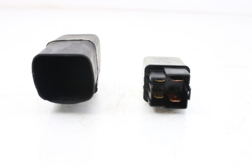 photo de RELE' AVVIAMENTO KYMCO AGILITY FR 2T 50 (2012 - 2017) - Zoom sullo stato d'uso