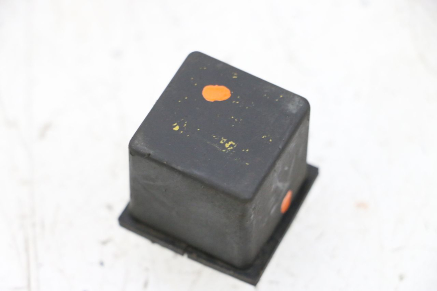 photo de RELE AVVIAMENTO MBK BOOSTER SPIRIT NAKED 50 (2004 - 2017) - Altra angolazione