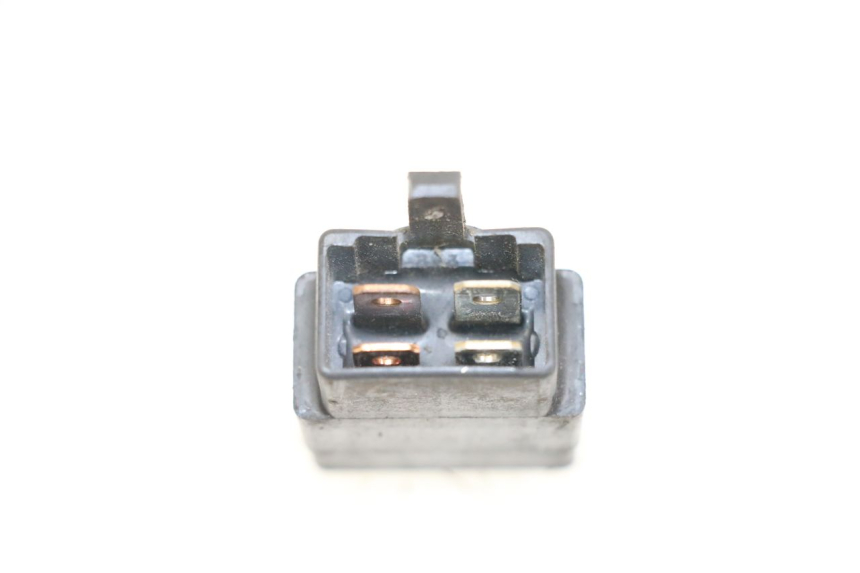 photo de RELE' AVVIAMENTO PEUGEOT BUXY 50 (1993 - 1998) - Zoom sullo stato d'uso