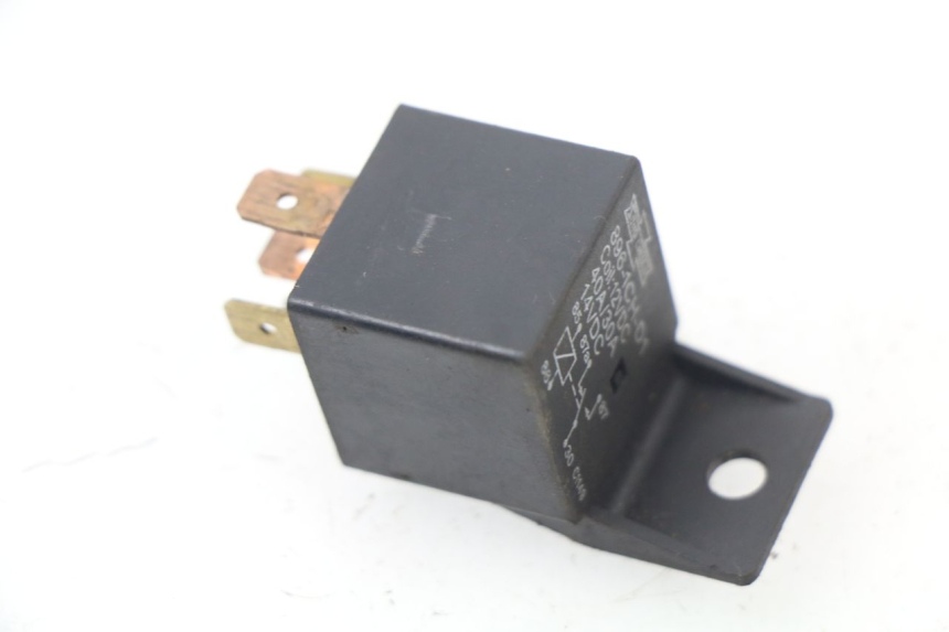 photo de Relè di avviamento YAMAHA BW'S 50 (1999 - 2003) - Dettaglio del componente