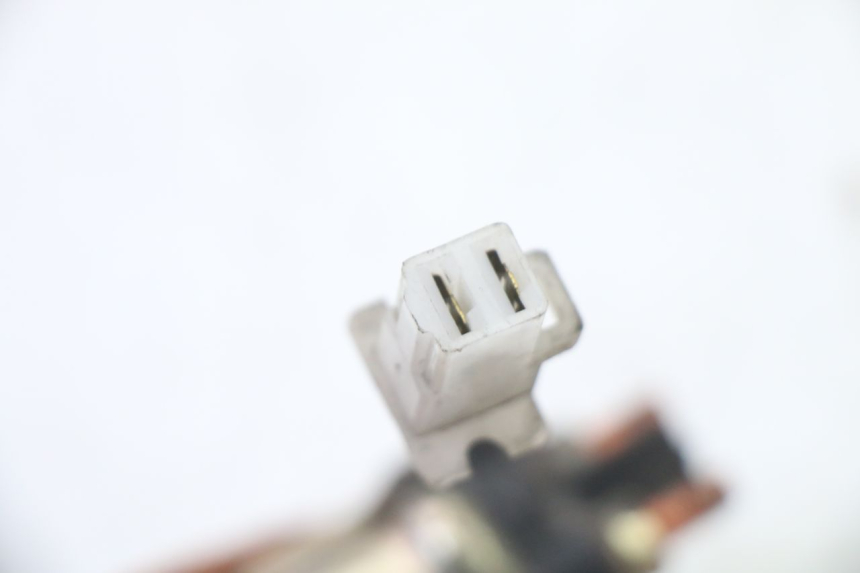 photo de RELE AVVIAMENTO YAMAHA BW'S 100 (1999 - 2002) - Primo piano tecnico