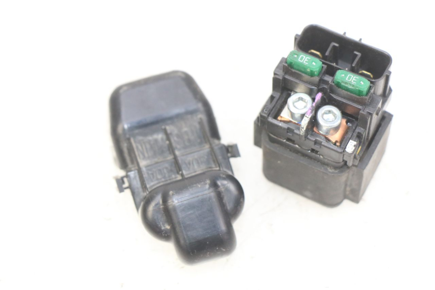 photo de RELE' AVVIAMENTO HONDA CB R 1000 (2018 - 2023) - Vista d'insieme del prodotto