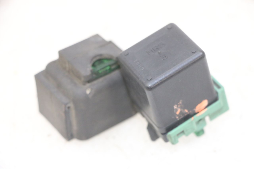 photo de RELE' AVVIAMENTO HONDA CBF 500 (2004 - 2007) - Dettaglio del componente