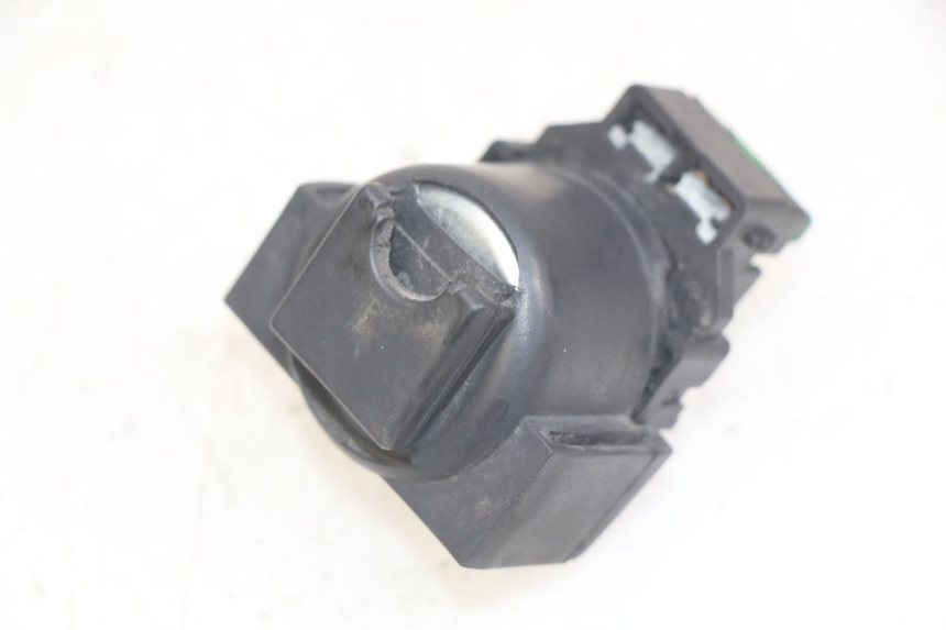 photo de RELE' AVVIAMENTO HONDA CBR F SC25 1000 (1989 - 1992) - Dettaglio del componente