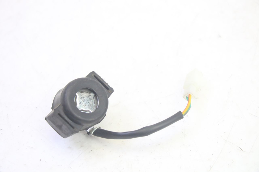 photo de RELE' AVVIAMENTO SYM CROX 4T 50 (2016 - 2023) - Altra angolazione