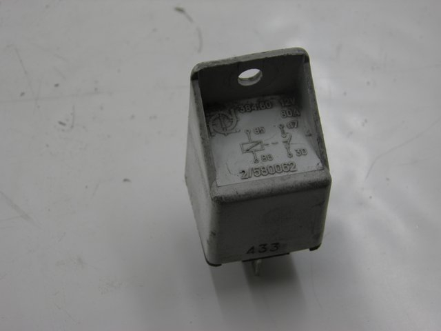 photo de Relè di avviamento DERBI GP MAX 250 (2006 - 2008) - Vista principale