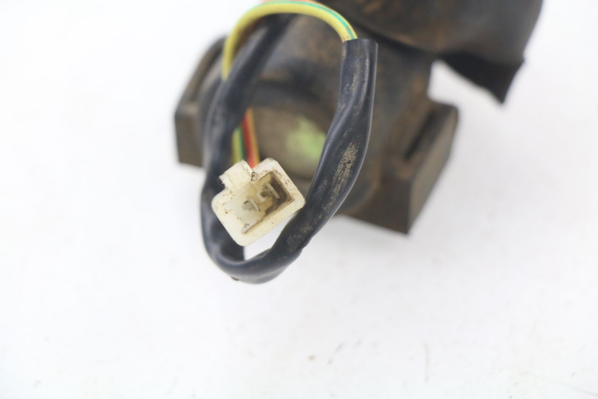 photo de Relè di avviamento LIFAN DIRT SKUD 200 - Altra angolazione