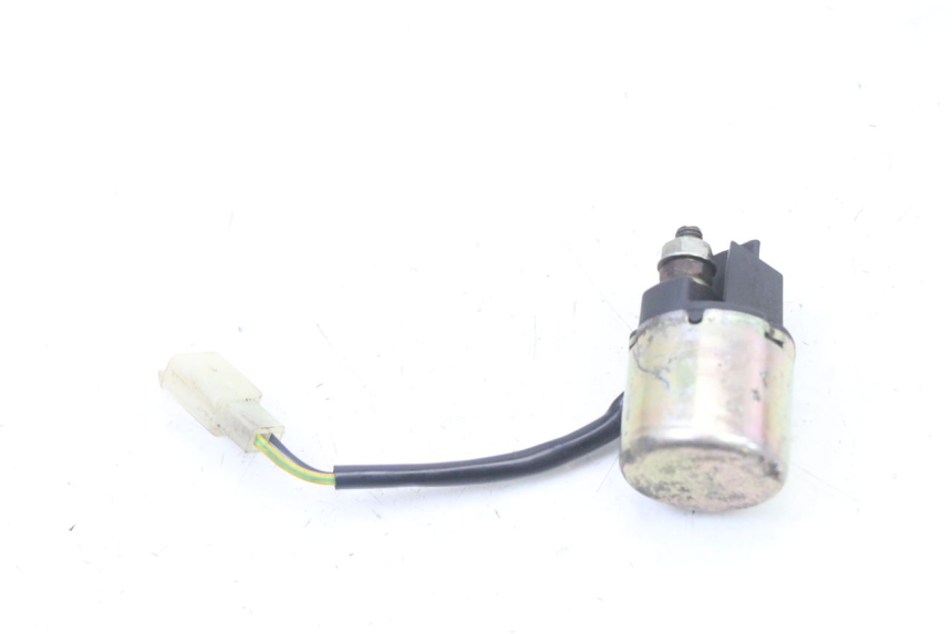 photo de RELE' AVVIAMENTO PEUGEOT ELYSEO 125 (1999 - 2004) - Primo piano tecnico