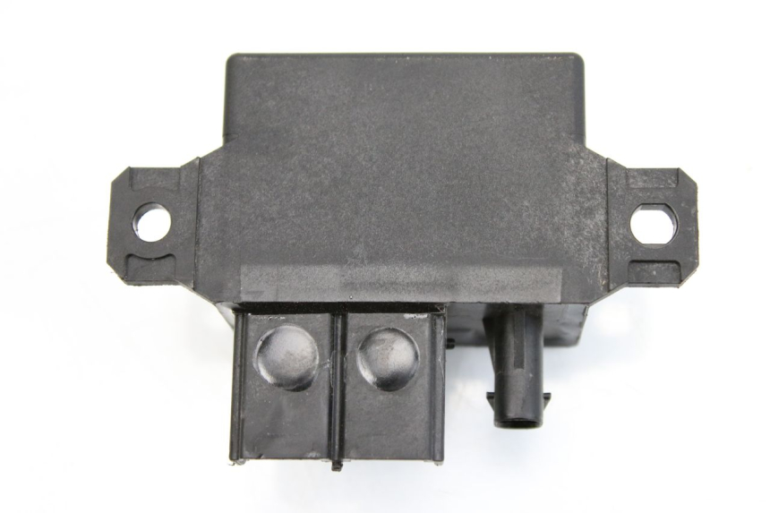 photo de Relè di avviamento BMW F GS K81 850 (2018 - 2023) - Zoom sullo stato d'uso