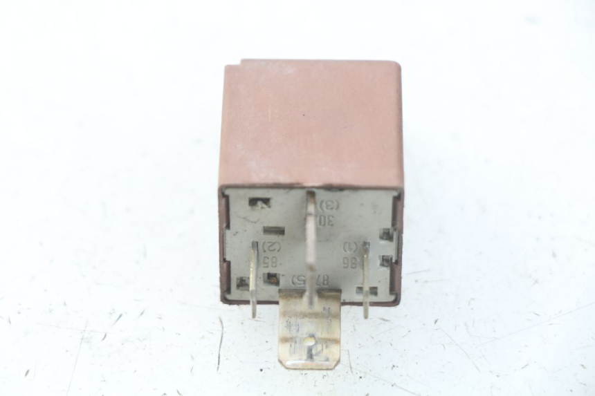 photo de RELE' AVVIAMENTO PIAGGIO FLY 2T 50 (2004 - 2017) - Zoom sullo stato d'uso