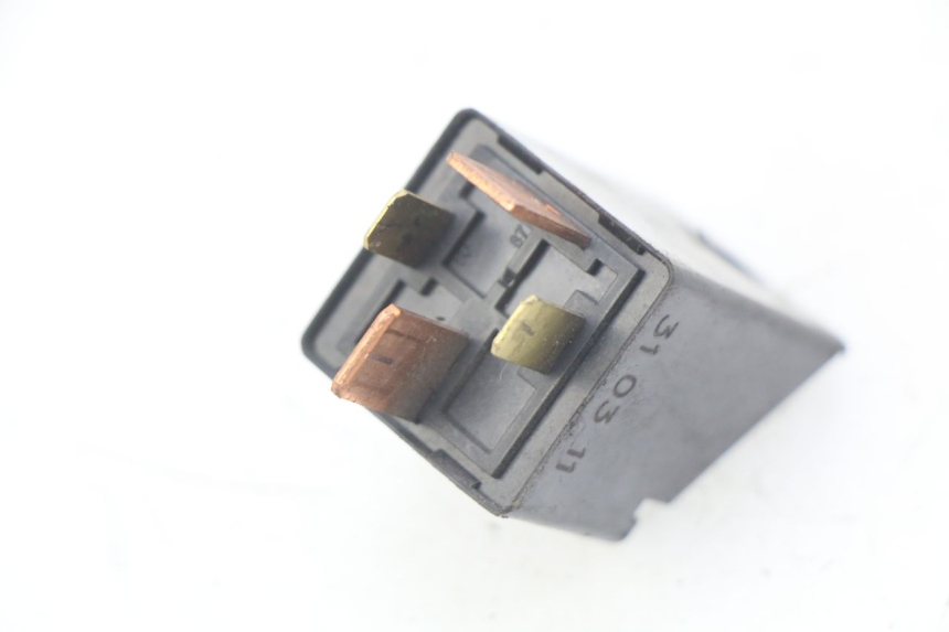 photo de RELE' AVVIAMENTO PIAGGIO FLY 2T 50 (2004 - 2017) - Zoom sullo stato d'uso