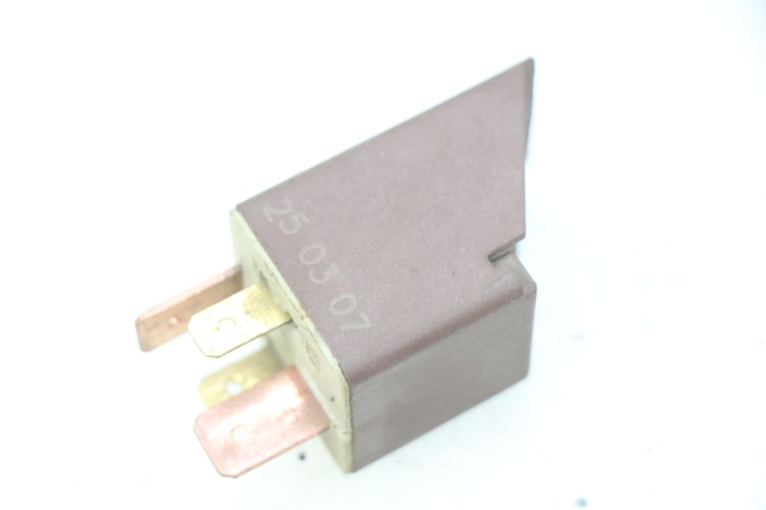 photo de RELE' AVVIAMENTO PIAGGIO FLY 100 (2006 - 2010) - Vista principale